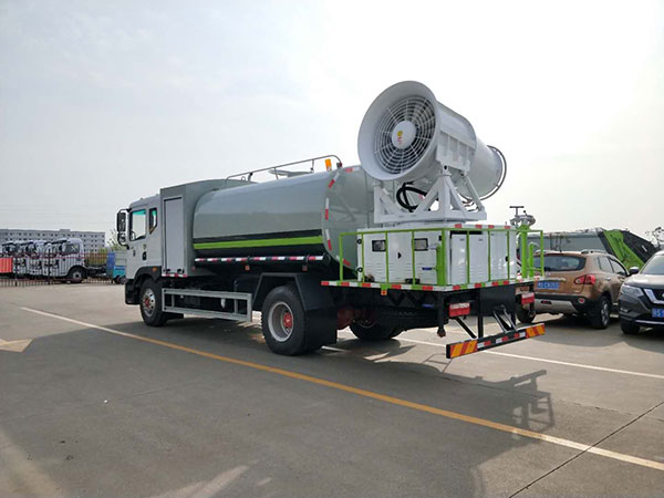 霧炮機.jpg 霧炮機.jpg