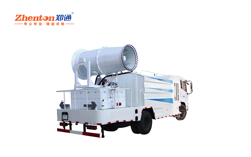 炮霧機.jpg 炮霧機.jpg