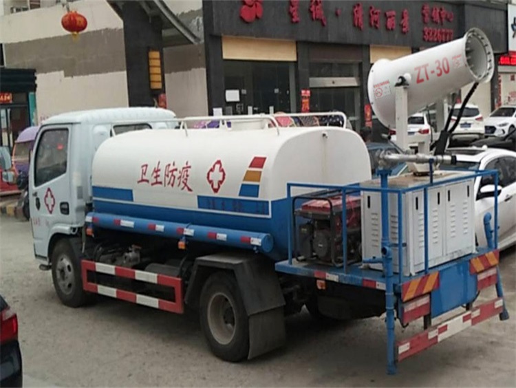 隨州衛生防疫部門購置鄭通30米車載式霧炮機用于消殺工作