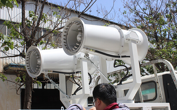 關(guān)于30米霧炮機使用要求是什么？該如何操作？