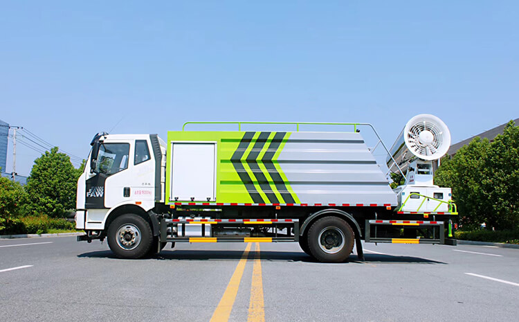 車載霧炮設備在建筑工地有什么突出優勢？